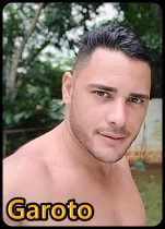 garoto de programa sarado, definido, musculoso